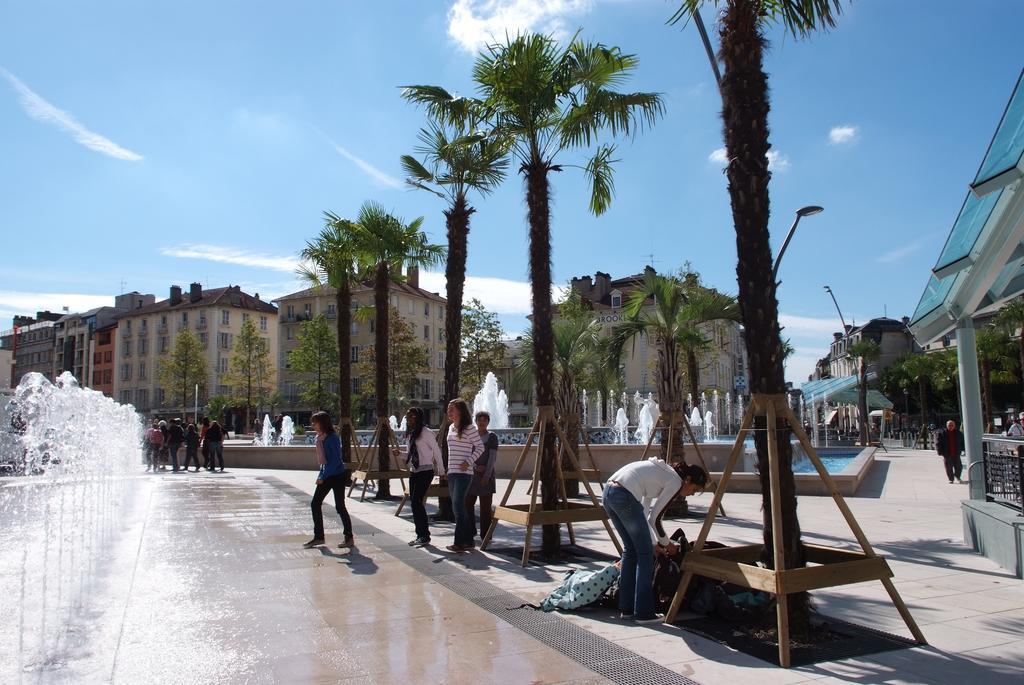 Hotel Le Bourbon Pau Centre Dış mekan fotoğraf