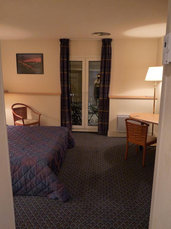 Hotel Le Bourbon Pau Centre Dış mekan fotoğraf